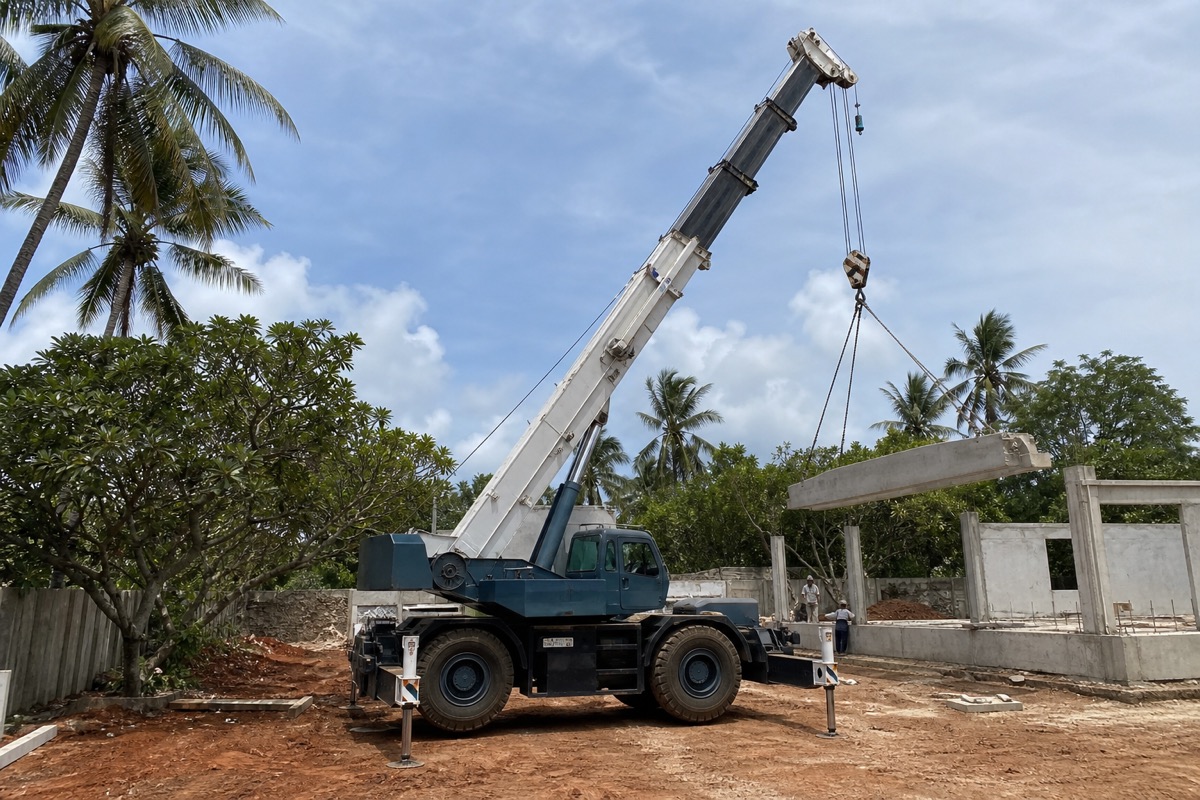 Mobile Crane hire for construction projects in Zanzibar